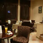 Bizev Hotel