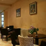 Hotel Bizev 3*
