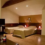 Bizev Hotel