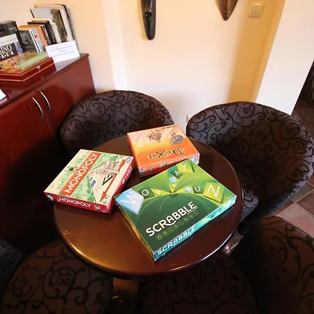 Bizev Hotel