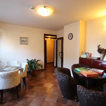 Хотел бизева къща Банско