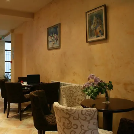 Hotel Bizev 3*