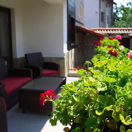 бизева къща 3* Банско