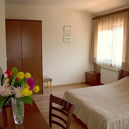 бизева къща 3*