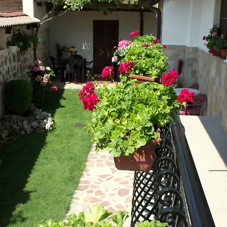 Хотел бизева къща Банско