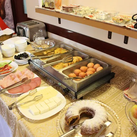 Ξενοδοχείο Bizev 3*